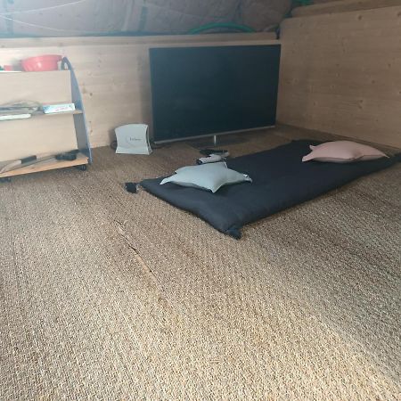 Kermaravel, Le Petit Manoir En Bord De Mer. Saint-Pol-de-Léon Exteriör bild