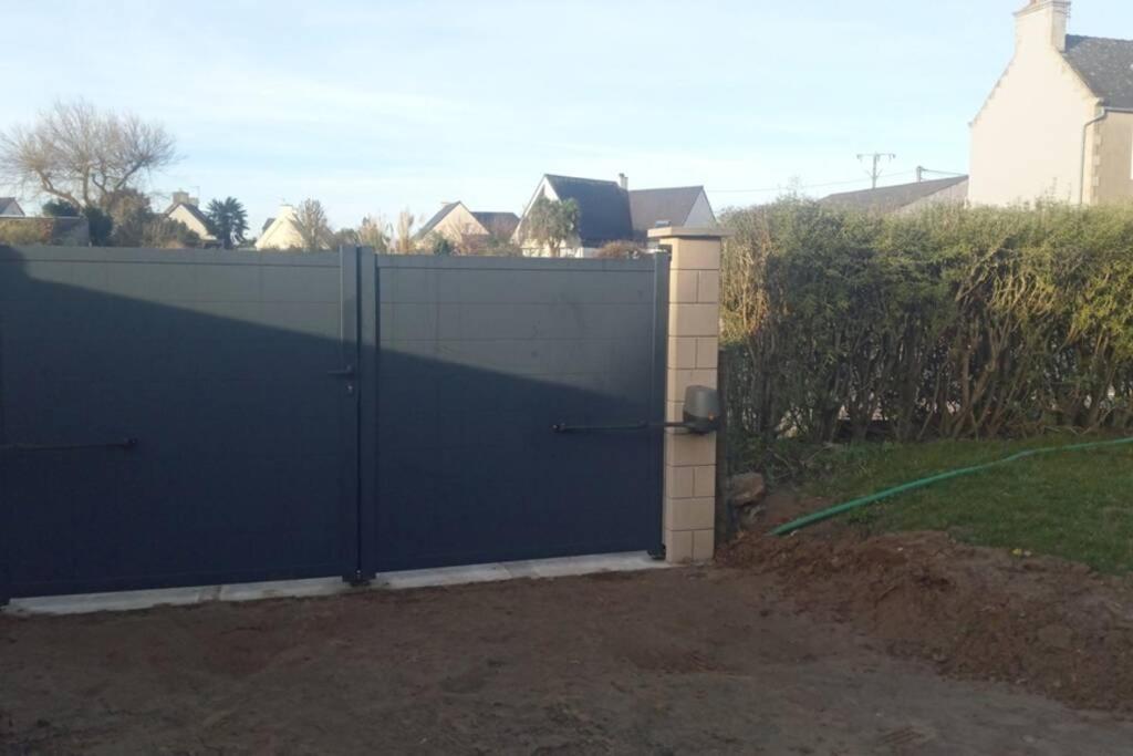 Kermaravel, Le Petit Manoir En Bord De Mer. Saint-Pol-de-Léon Exteriör bild