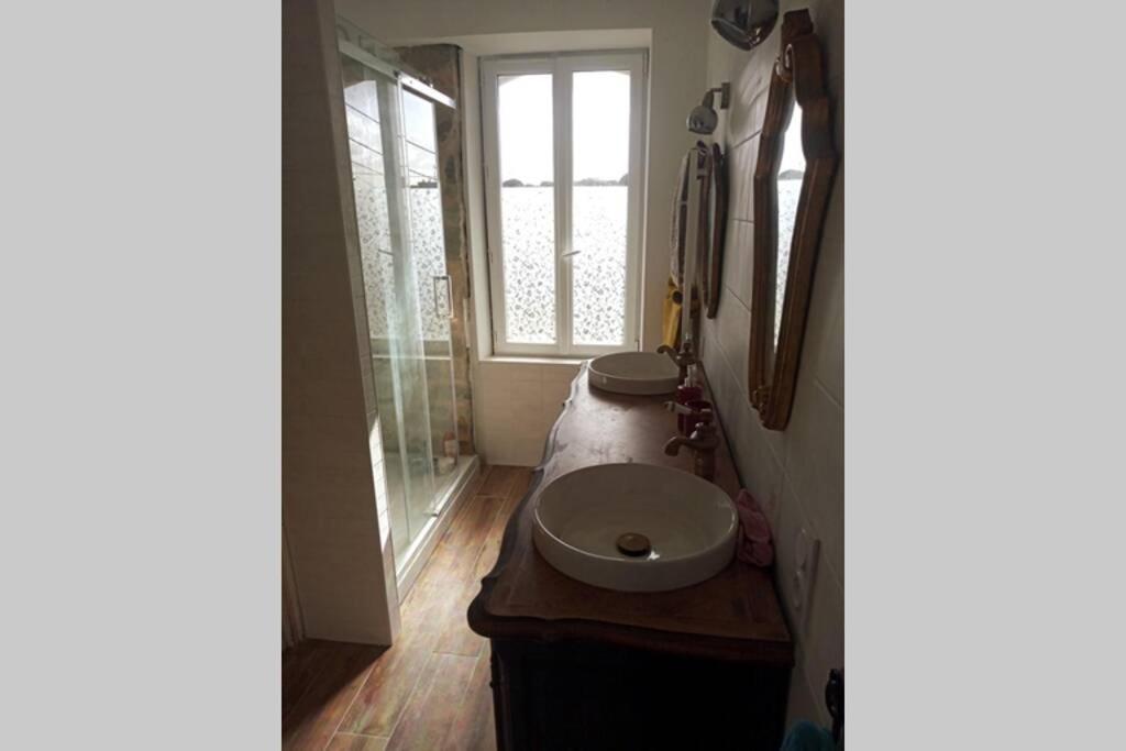 Kermaravel, Le Petit Manoir En Bord De Mer. Saint-Pol-de-Léon Exteriör bild