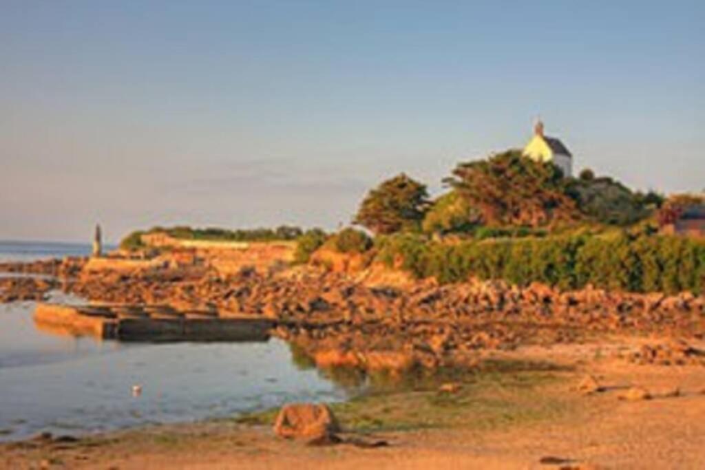 Kermaravel, Le Petit Manoir En Bord De Mer. Saint-Pol-de-Léon Exteriör bild